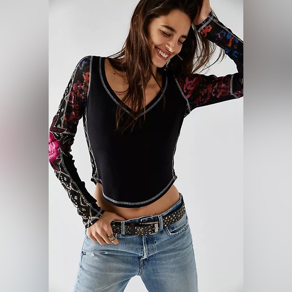 Free People Amara Embroidered Sleeve Thermal V Neck Top Black Pink Floral XS - Picture 2 of 12